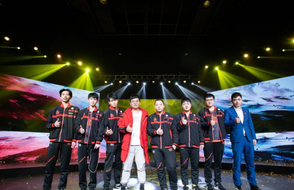 C9血洗BRO，Jankos打出惊人五杀宿命之战全球总决赛，强势挺进下一轮的简单介绍