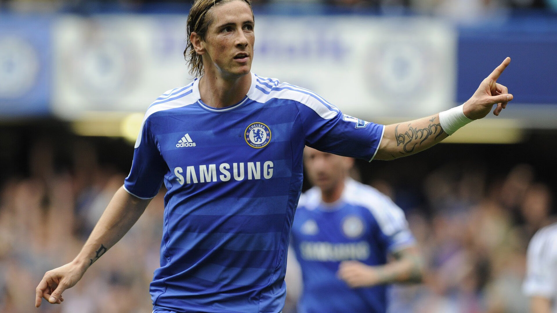 欧冠夜斯坦福桥燃爆!切尔西4-1击溃AC米兰,罗德里戈双响+助攻王者归来