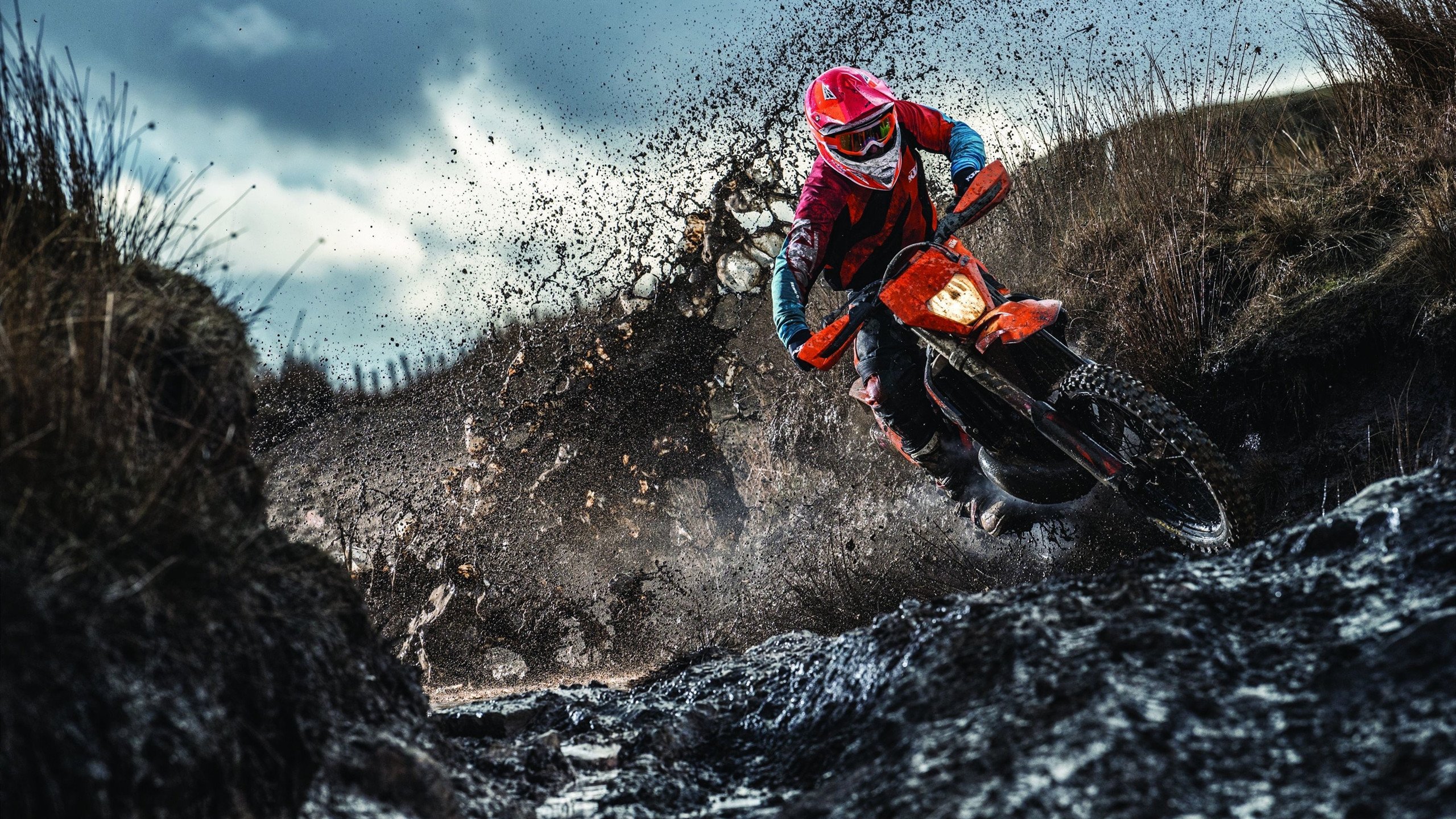 从战场到绿茵场,单点打穿策略下,卡拉斯科如何诠释现代足球的巨星价值